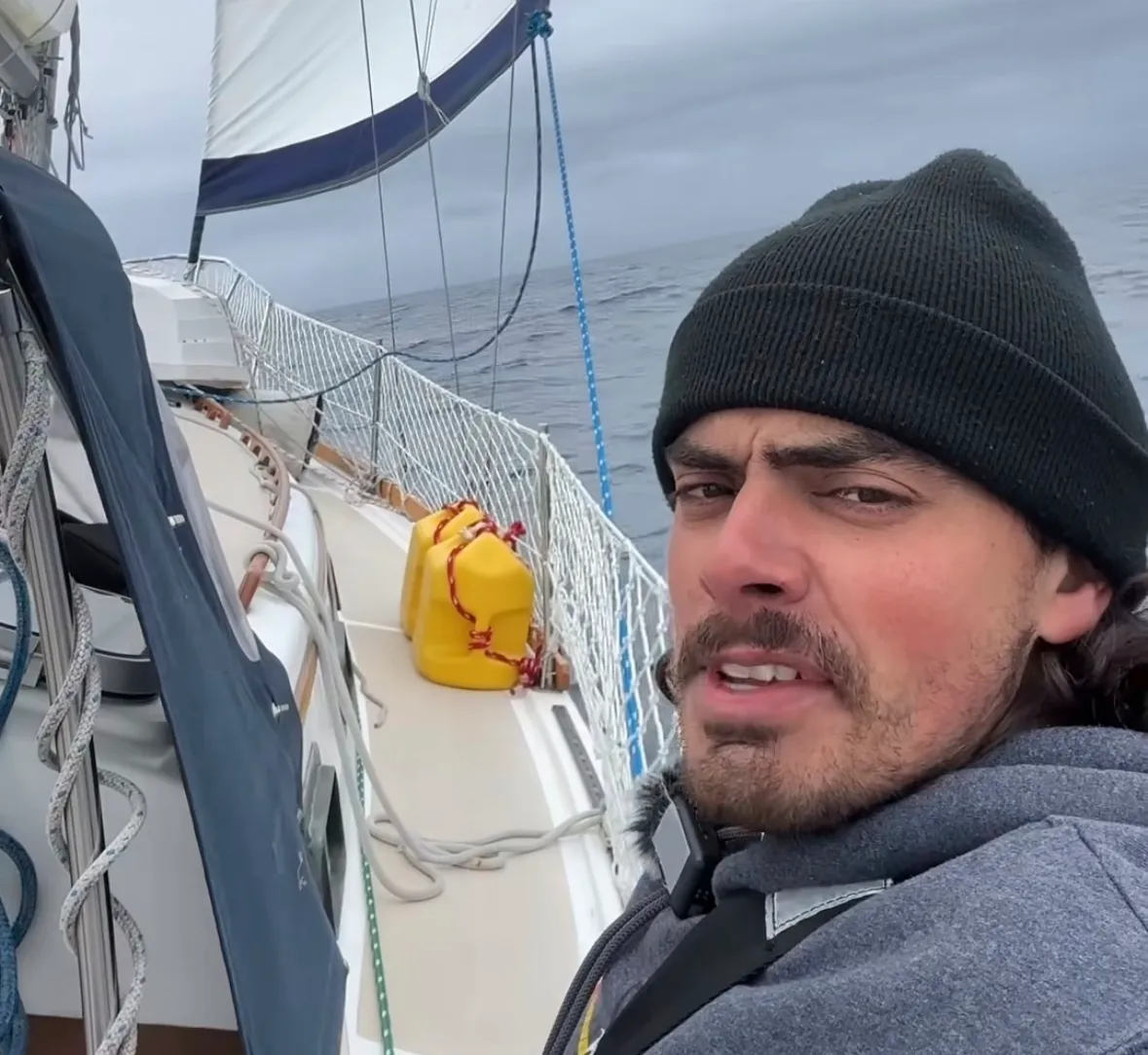 Tire company manager who quit to sail to Hawaii becomes social media hero to people tired of earning $150,000 and feeling like ‘you’re just making ends meet’