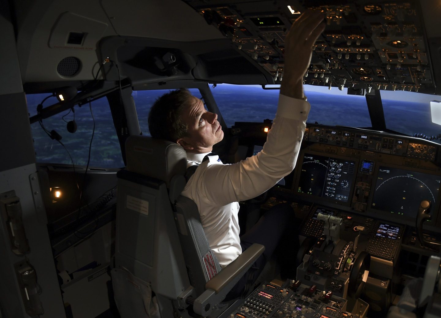 A pilot in a United Airlines simulator