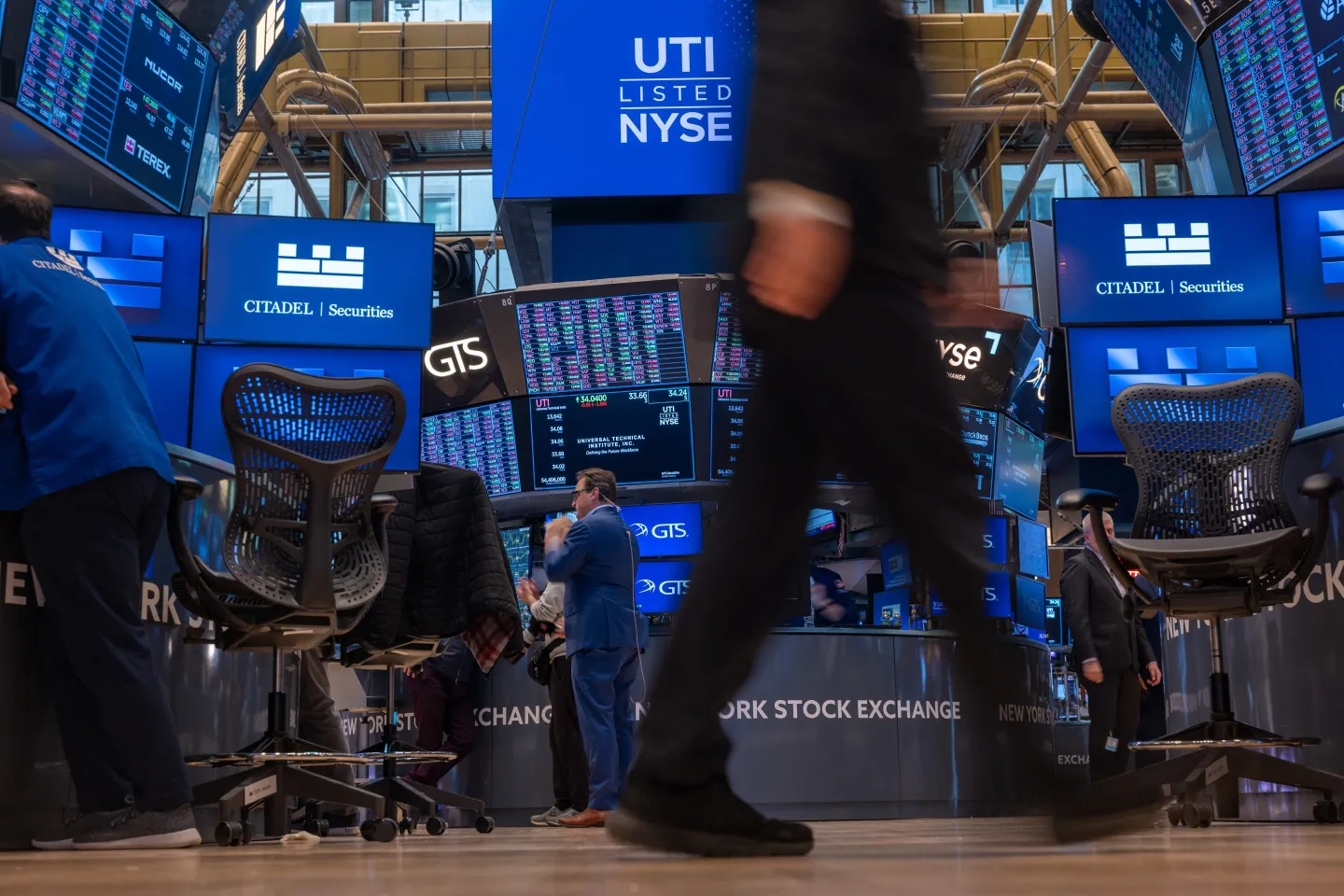 Markets recoup earlier losses as JPMorgan CEO Jamie Dimon warns of investor complacency